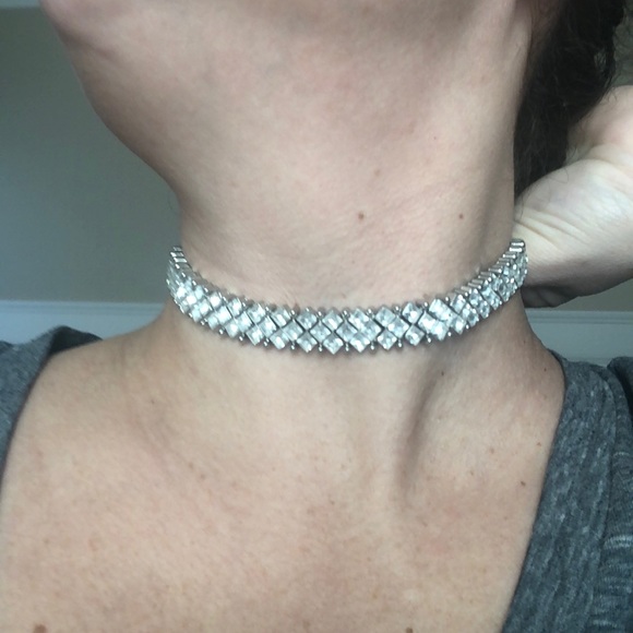 Assorted choker bundle - Picture 5 of 7